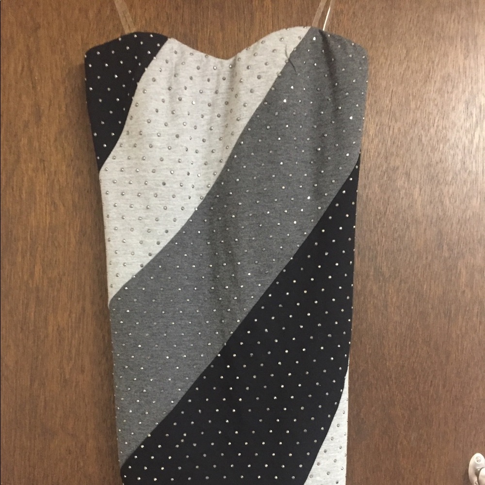 NWT sweetheart color block studded dress